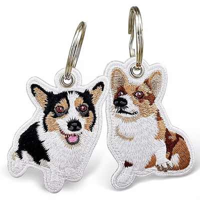 Thiết kế Logo Keychain màu đỏ 130 * 30mm Có thể tùy chỉnh cho thương hiệu logo B2B